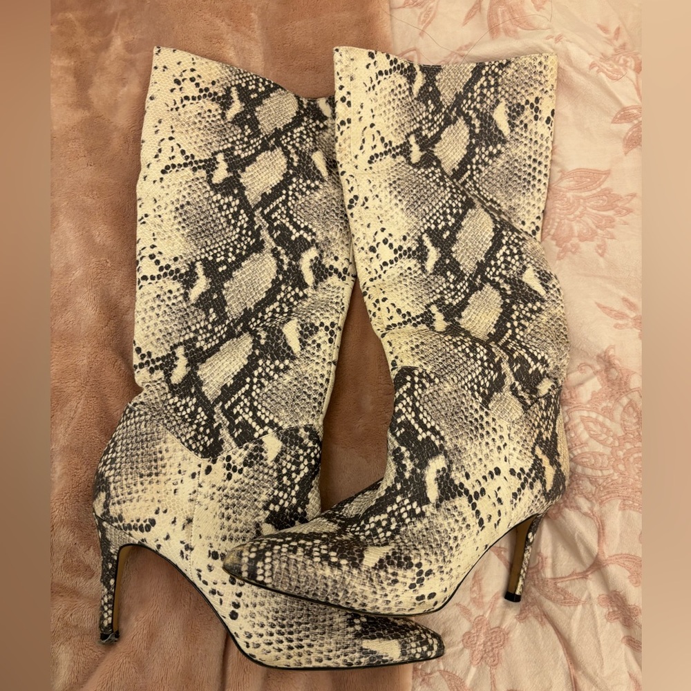 Steve Madden mid calf boot